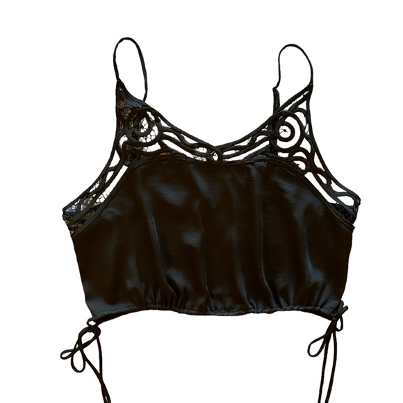 Intimately Free People Black Lace Top Size Medium NWT Excellent Condition! - Picture 8 of 13